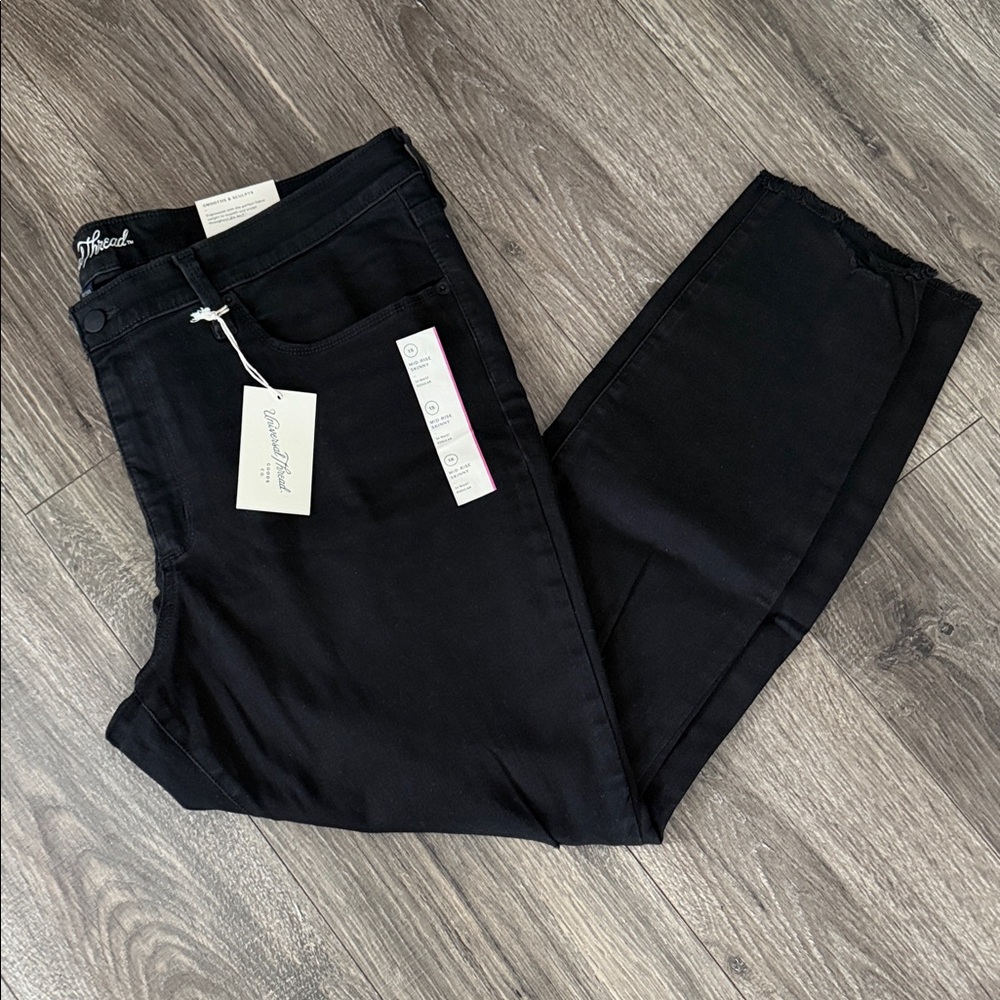 Universal Thread Women's Dark Jeans